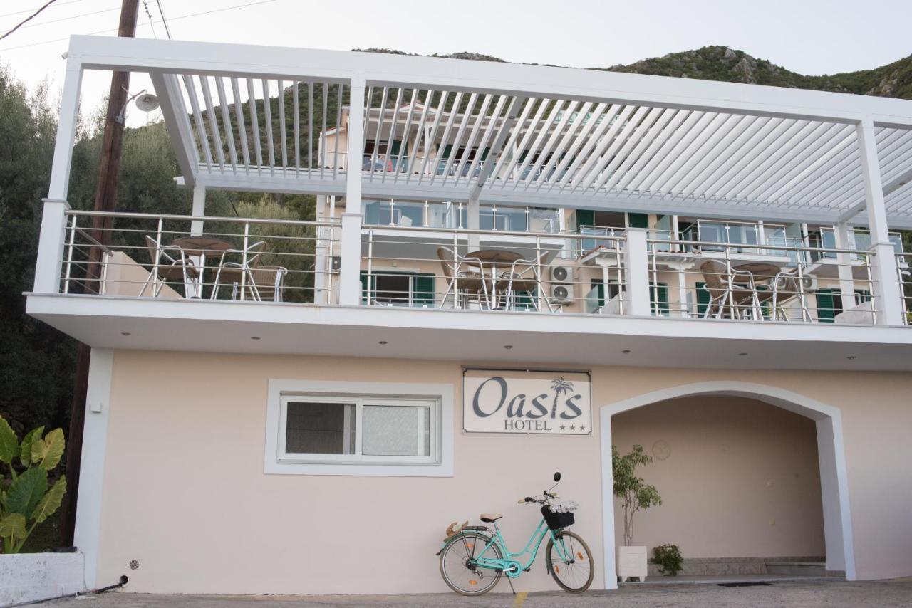 Oasis Hotel Perigiali Exterior photo